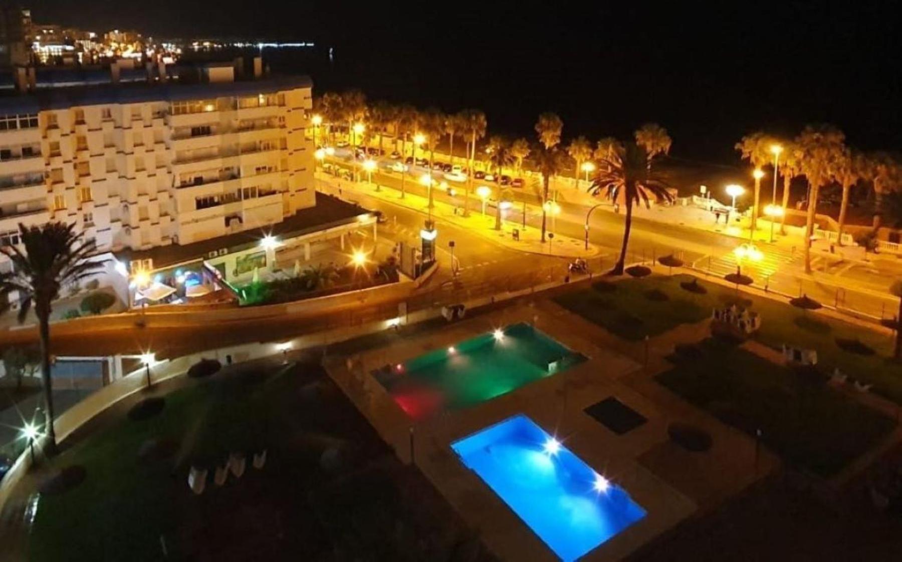 Aloha Beach Vibe Benalmádena Exterior foto